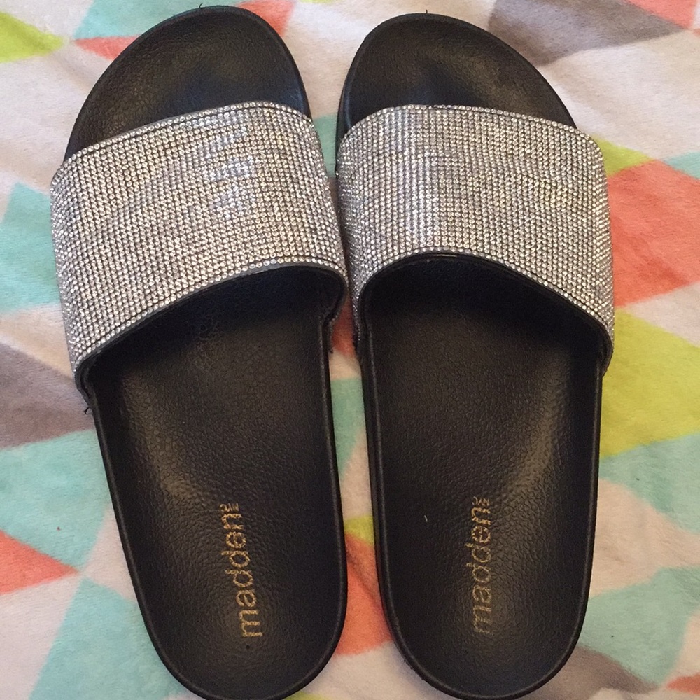 Women’s slides